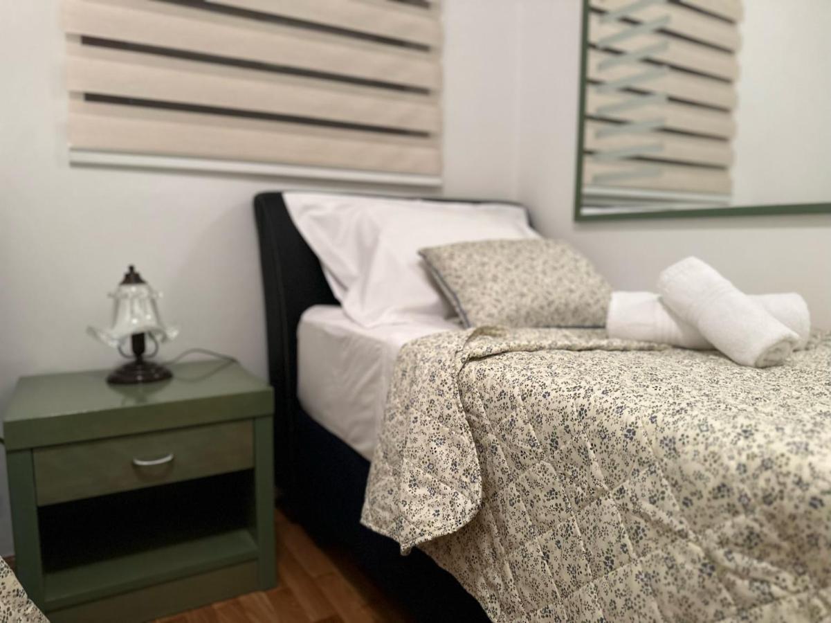 Family Apartment Makarska Exteriör bild